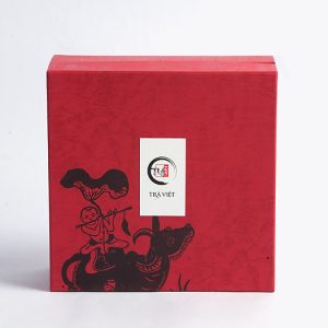 Hộp Quà Tri Kỷ Trà Việt – Trà Ô Long hương vị nhẹ nhàng, tinh tế – Trà Cổ Thụ vị trà thì rất đượm - Hộp quà tặng cao cấp tặng bạn bè, người thân, tri ân khách hàng trong các dịp Lễ, Tết.